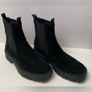 SAM EDELMAN LAGUNA LUGGED SOLE ANKLE CHELSEA BLACK SUEDE BOOT - US SIZE 7.5